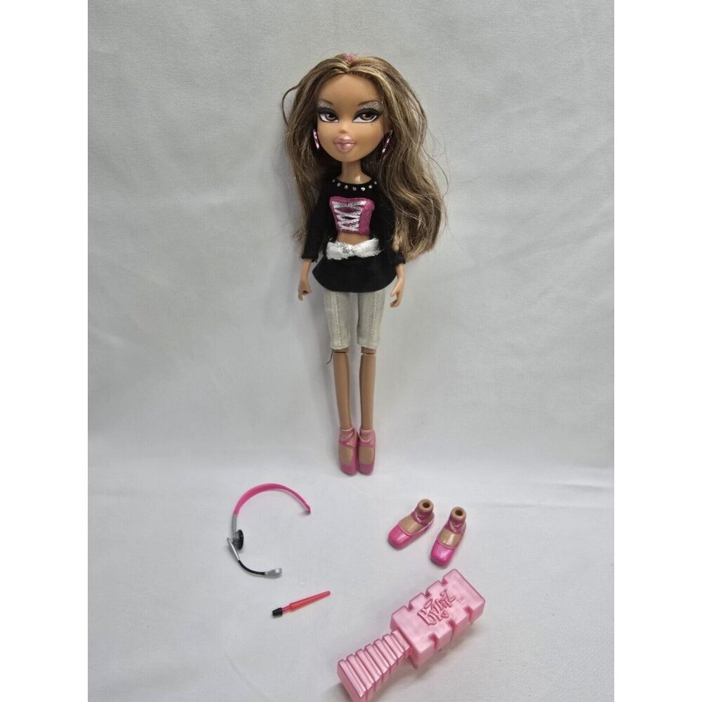 BRATZ 11” DOLL, STAR SINGERZ YASMIN Doll With Accessories